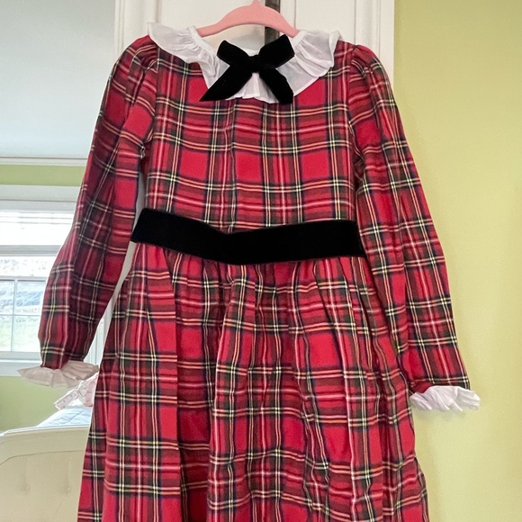 Beatrice and George girls red tartan dress- size 5 - Picture 4 of 8